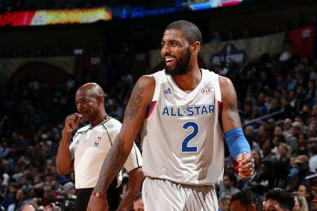 俱乐部杯-阿姆斯23分广东胜广州 王少杰10+8