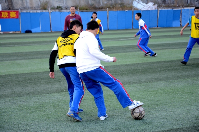 约基奇大三双掘金负骑士 独行侠送奇才16连败