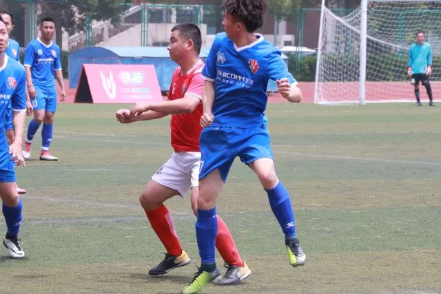 罗伯逊：每场比赛斯洛特都会改变球员职责