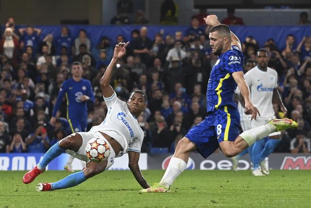 胡金秋18+10广厦胜四川 廖三宁16分北控胜天津